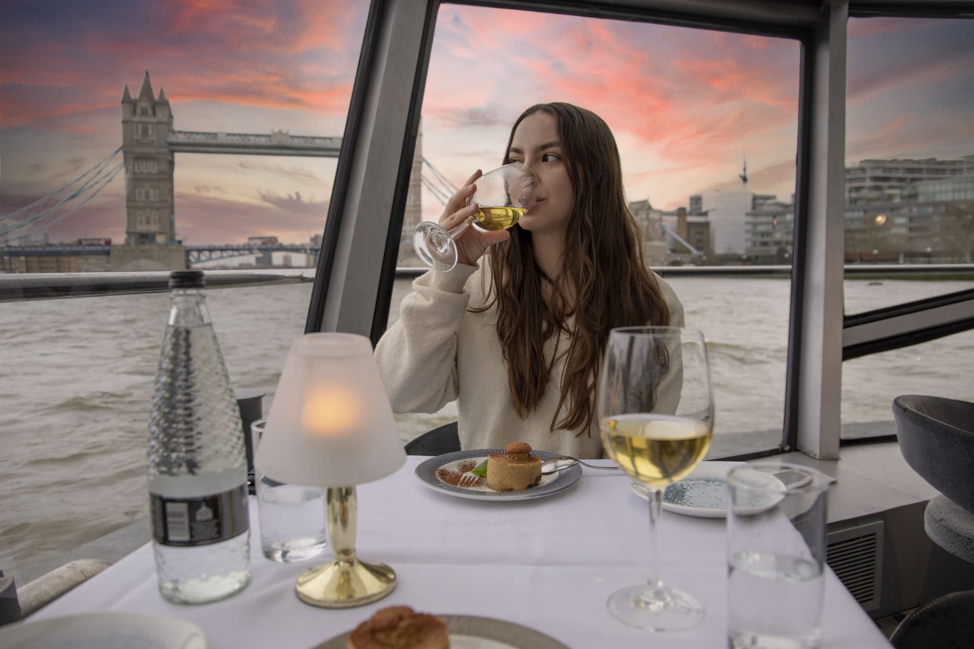 London Dinner Cruise on the River Thames by City Cruises - image 2